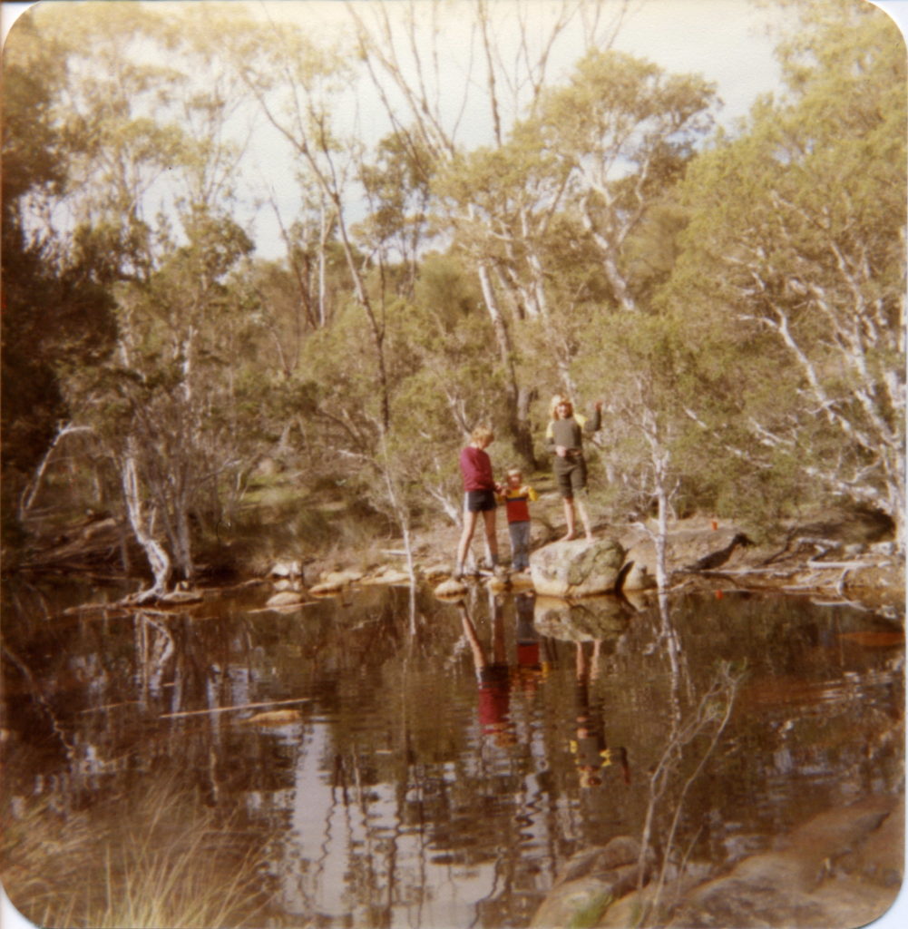 Image of 
Alison Lullfitz and her brothers on the Twertup Creek.